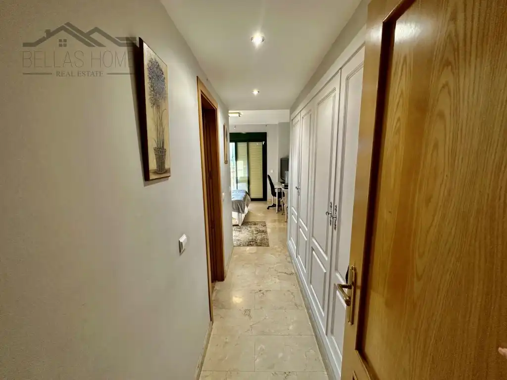Piso en venta en Estepona con Aire acondicionado, Terraza y Piscina