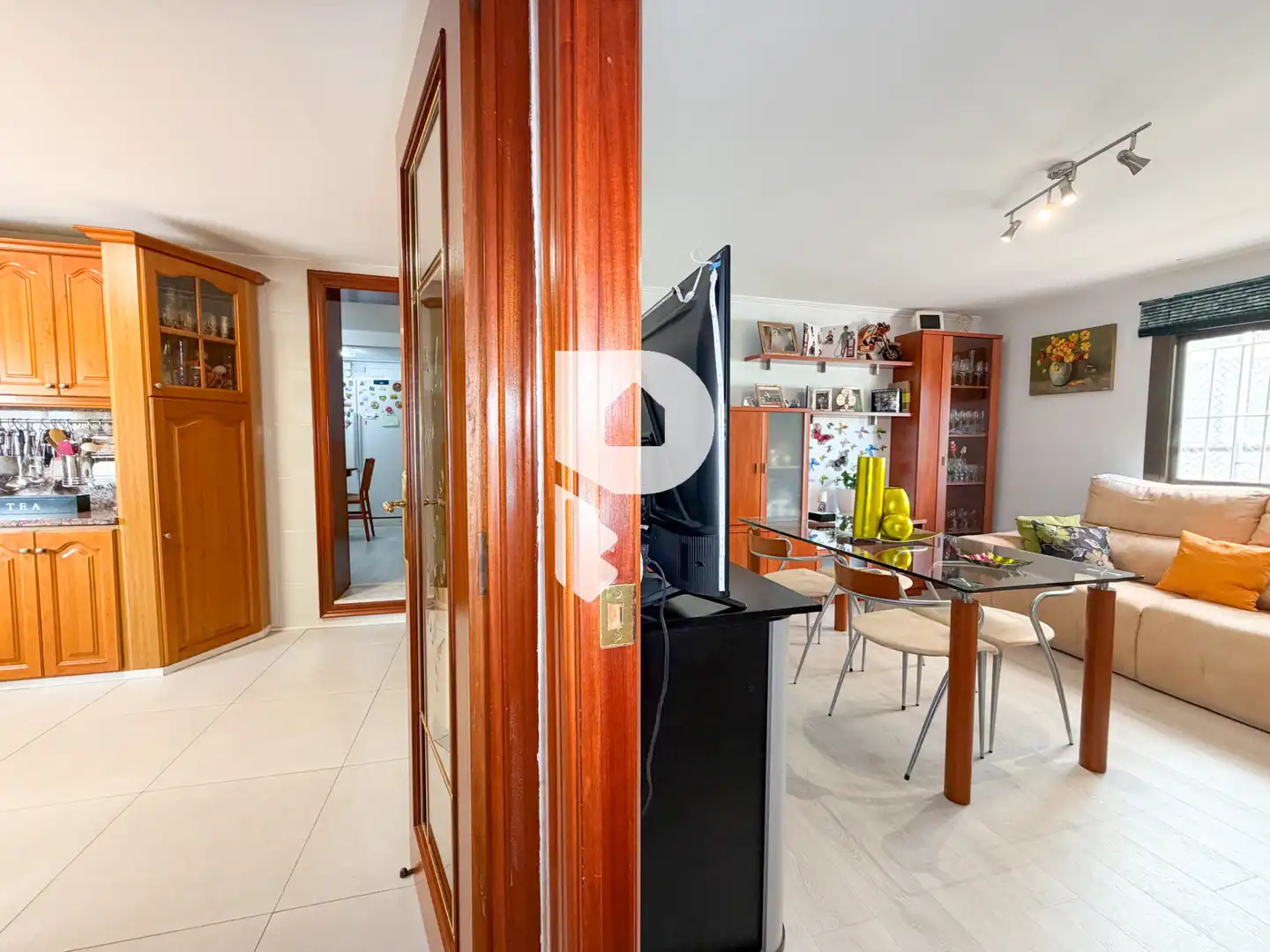 Cuina de Casa o xalet en venda en El Papiol amb Aire condicionat, Calefacció i Jardí privat