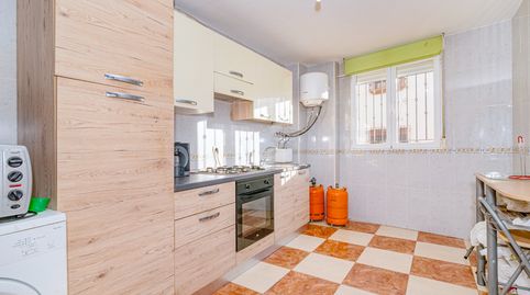 Foto 5 de Piso en venta en Calle Valle Inclán, Padul, Granada