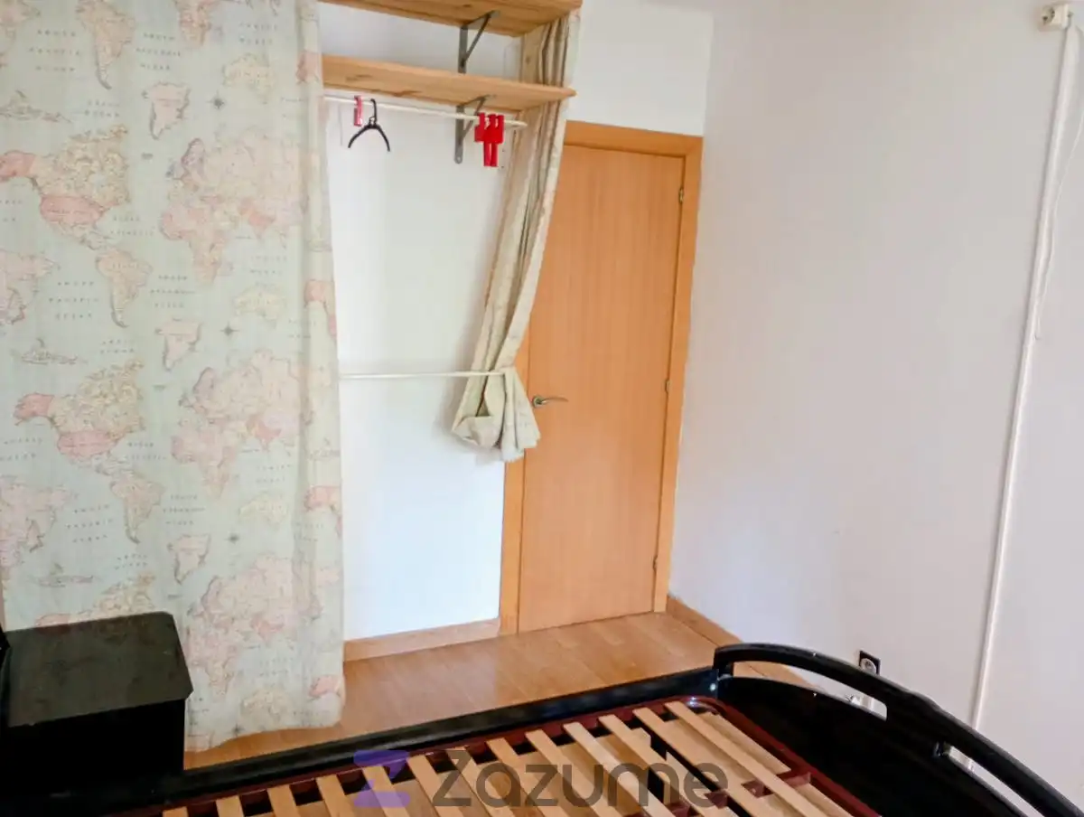 Habitación de Piso de alquiler en Barcelona con Parquet, Horno y Lavadora