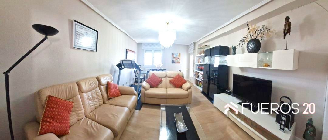 Living room of Flat for sale in Barakaldo   with Heating, Storage room and Balcony