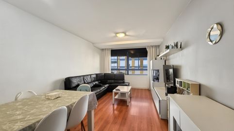 Image 2 of the listing