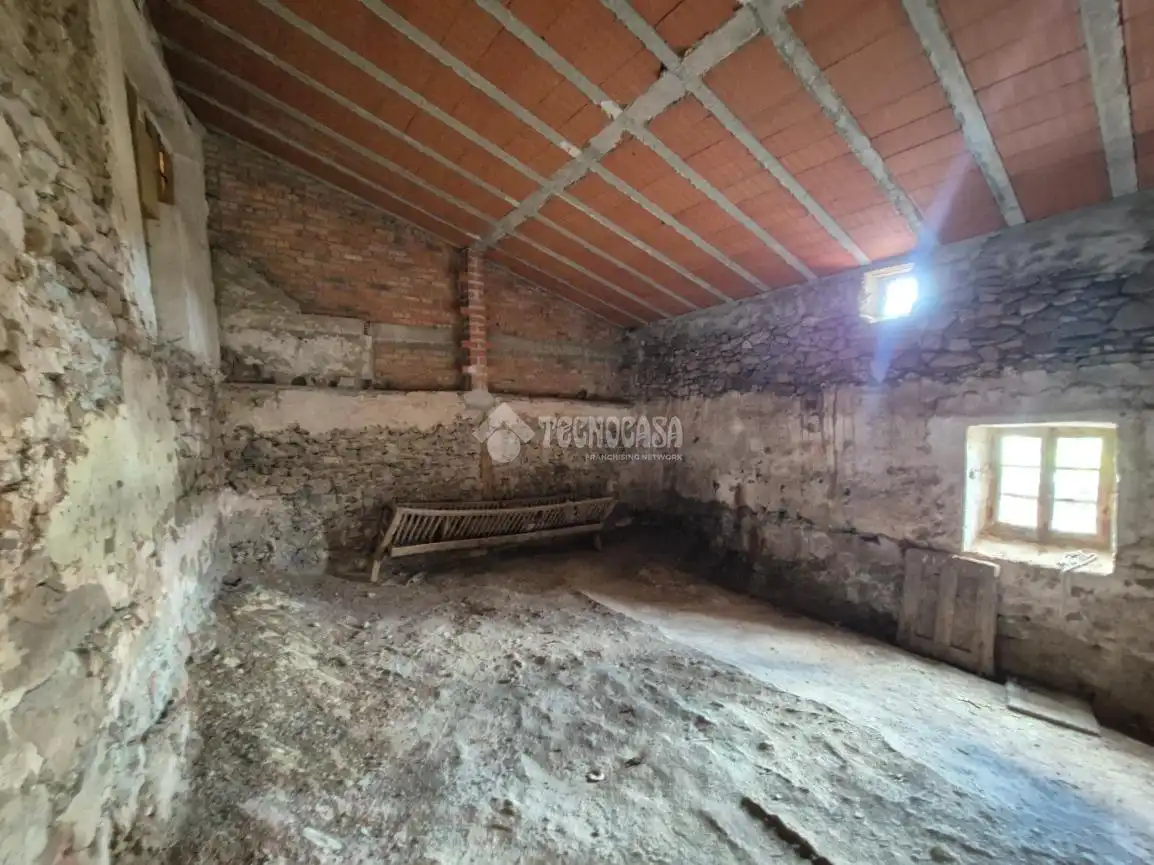Finca rústica en venda en Anguita amb Jardí privat