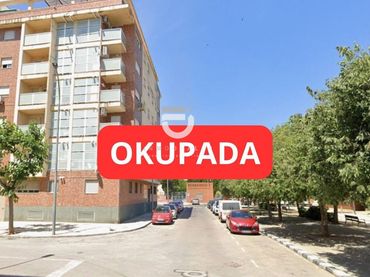 Piso con balcón en venta en CID