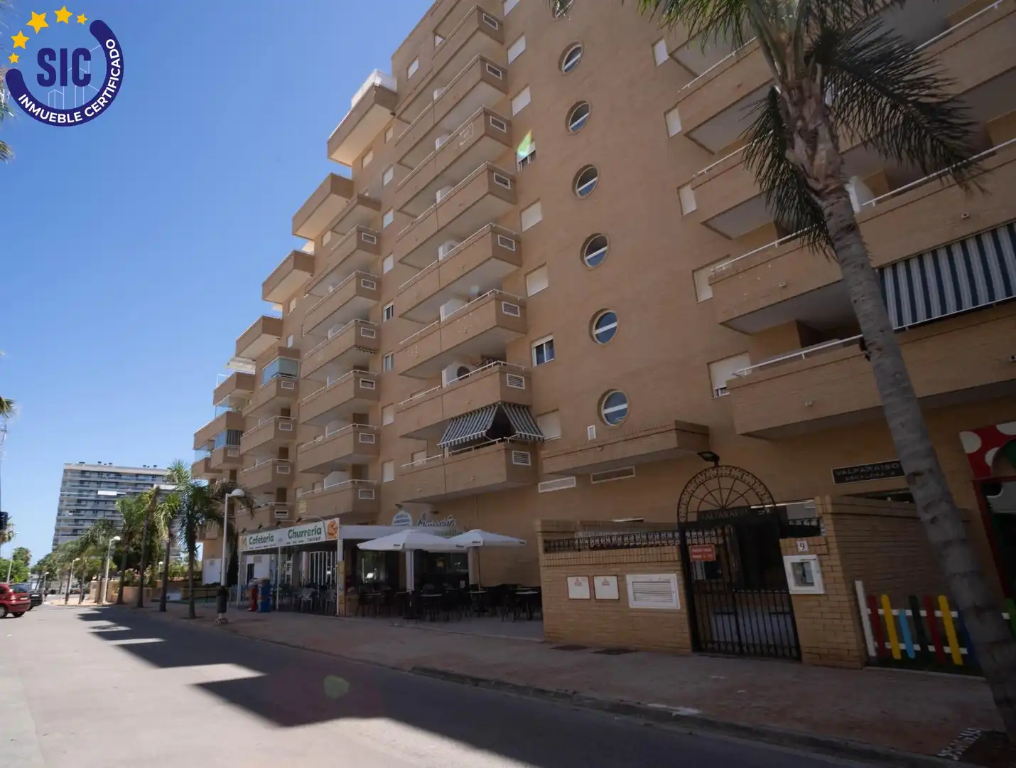 Vista exterior de Apartament en venda en Oropesa del Mar / Orpesa amb Jardí privat, Terrassa i Traster