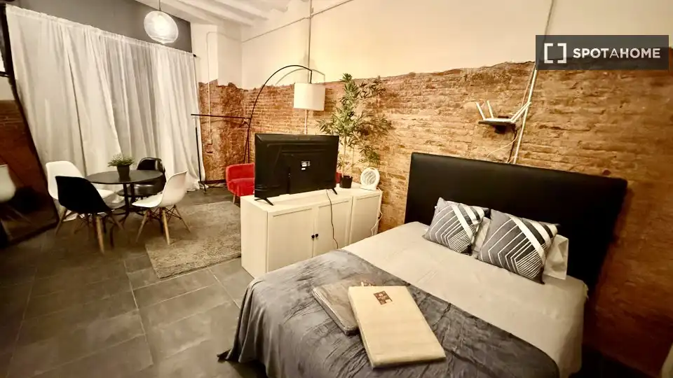 Habitación de Piso de alquiler en Ciutat Vella