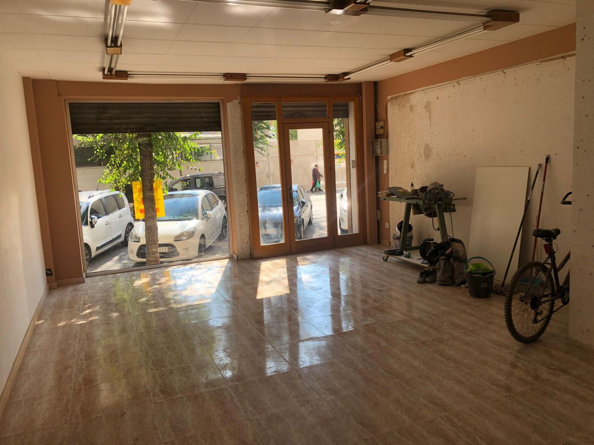 Premises to rent in Carretera Antiga de València, Llefià, Artigues - Llefià