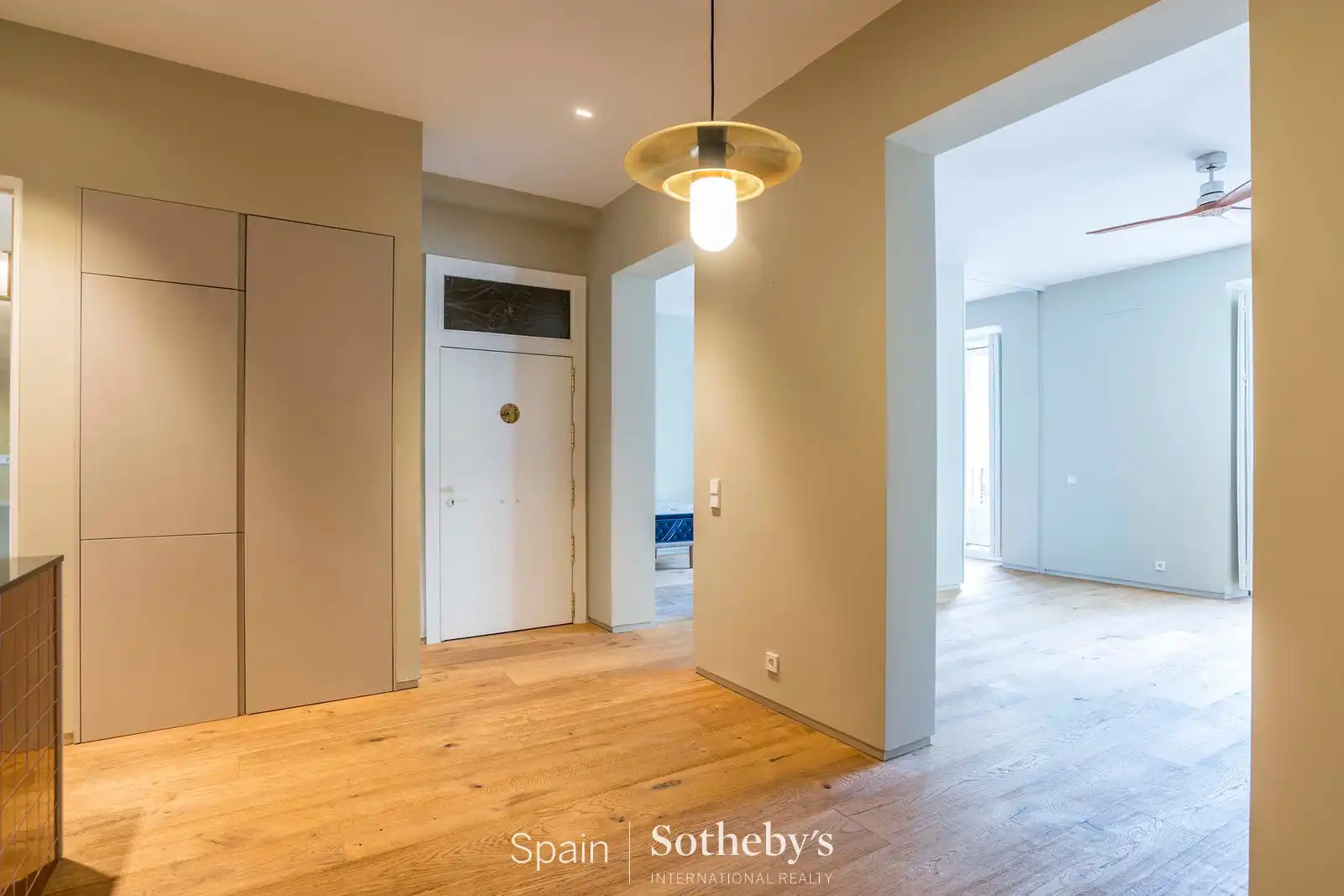 Apartments for sale in Calle de Lepanto, Palacio