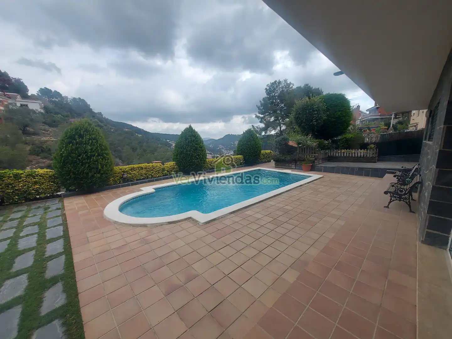 Piscina de Casa o chalet en venta en Vallirana con Calefacción, Jardín privado y Terraza