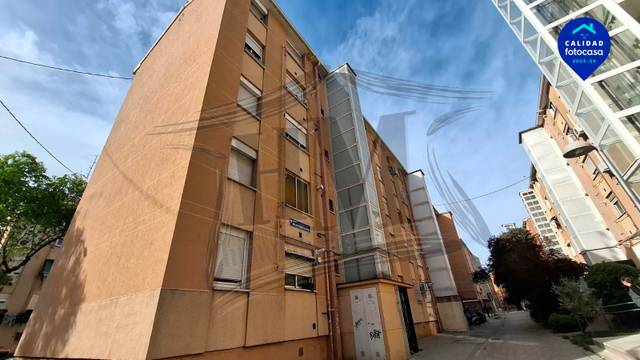 Piso en Venta en Calle de Nuestra Señora del Villar en Ventas