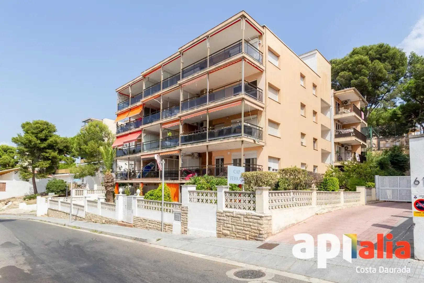 Vista exterior de Apartamento en venta en Salou con Aire acondicionado, Terraza y Amueblado