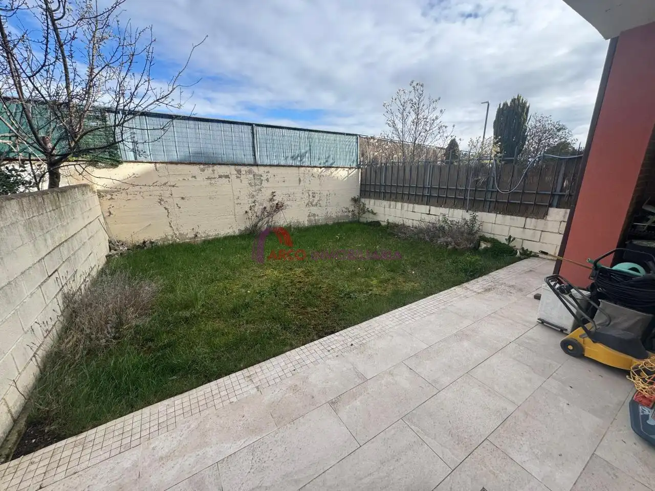 Jardín de Casa o chalet en venta en Alfoz de Quintanadueñas con Calefacción, Jardín privado y Amueblado