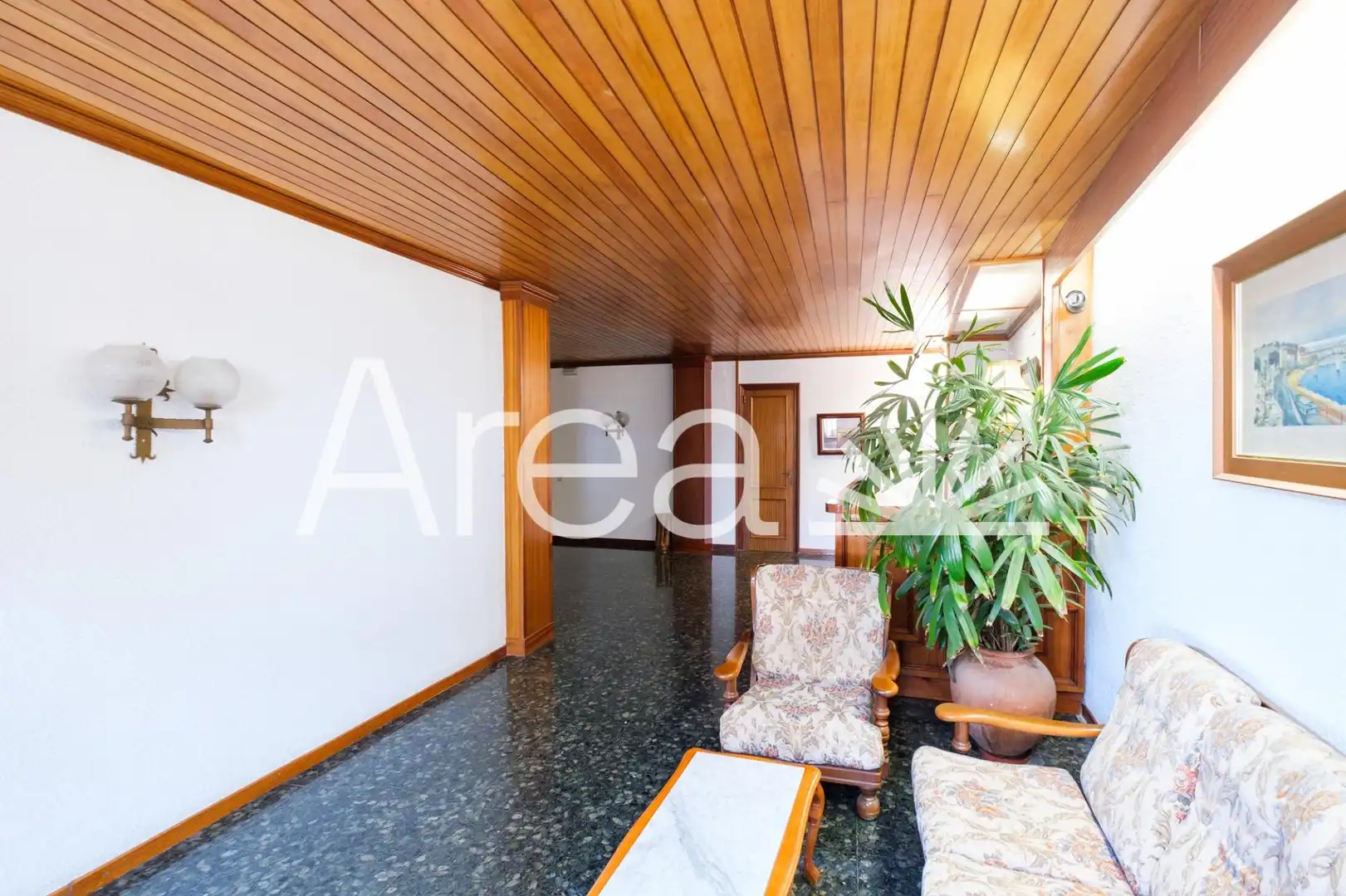 Büro zum Verkauf in Arenys de Mar mit Klimaanlage, Abstellraum und Möbliert