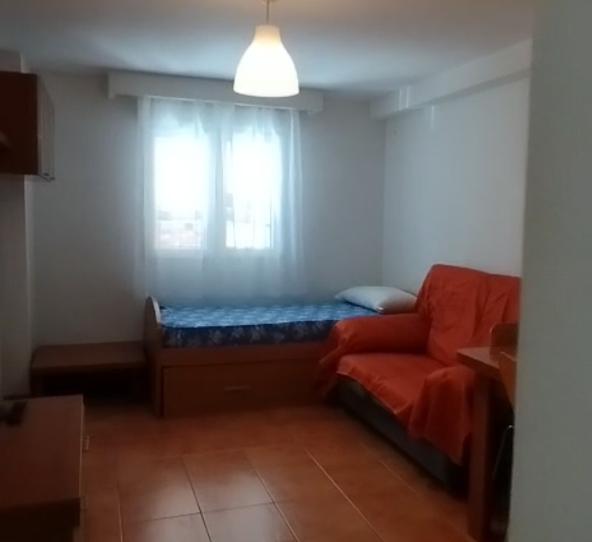 Foto 1 de Pis de lloguer a Plaza Albert Einstein, Camino de Ronda, Granada