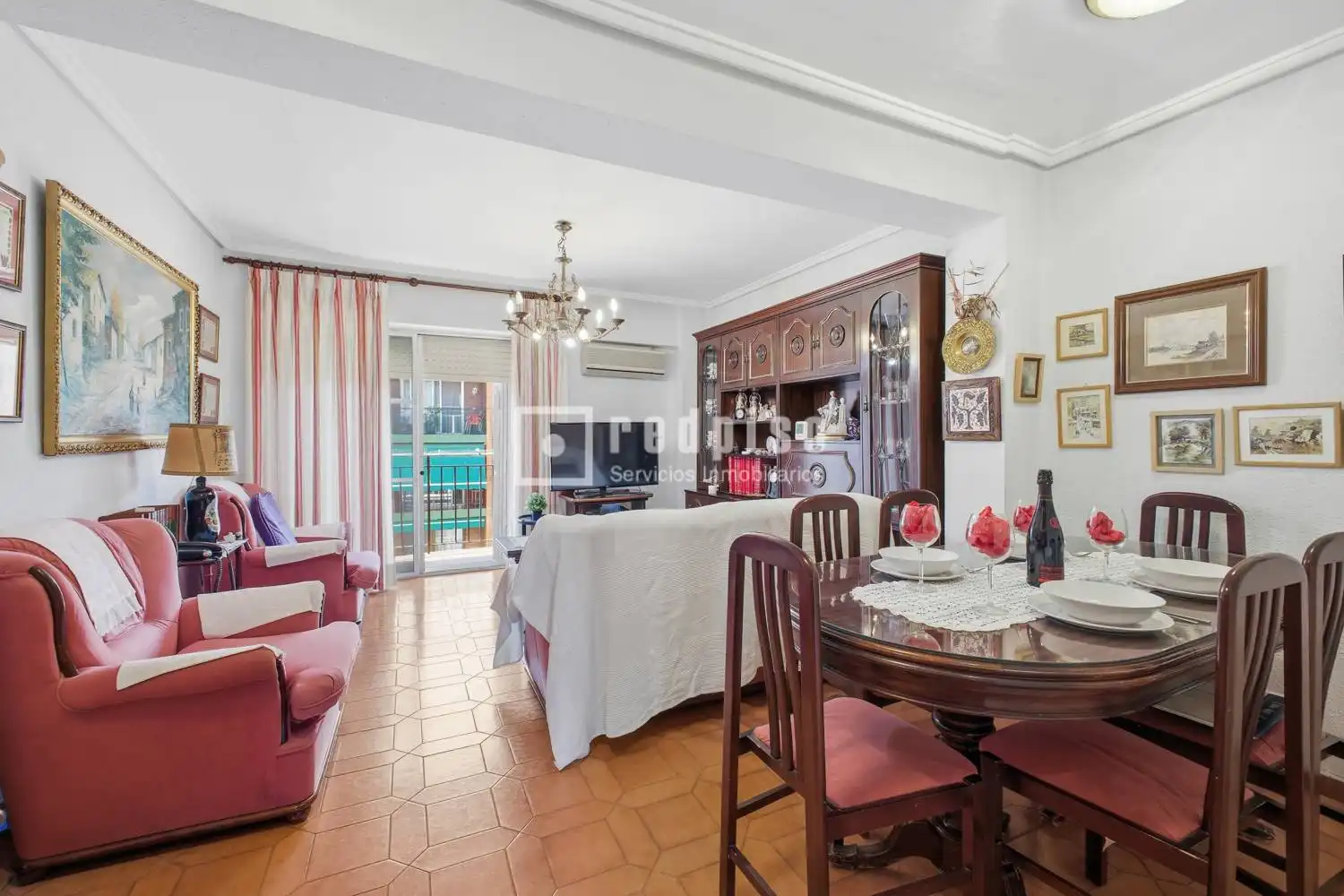 Sala de estar de Piso en venta en Valencia con Calefacción, Terraza y Amueblado