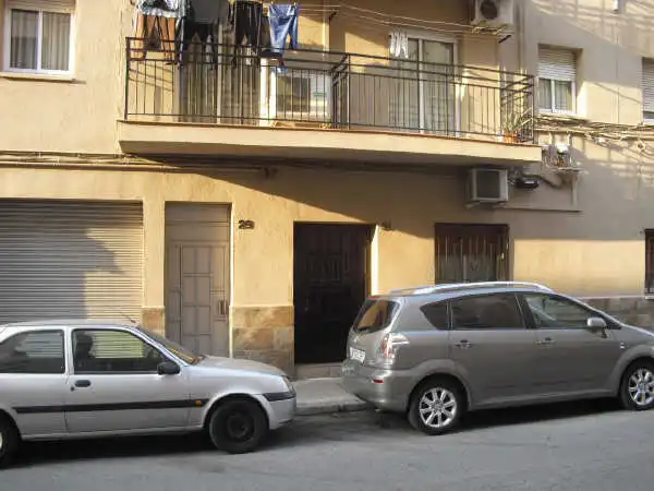 Außenansicht von Wohnung zum Verkauf in Sabadell