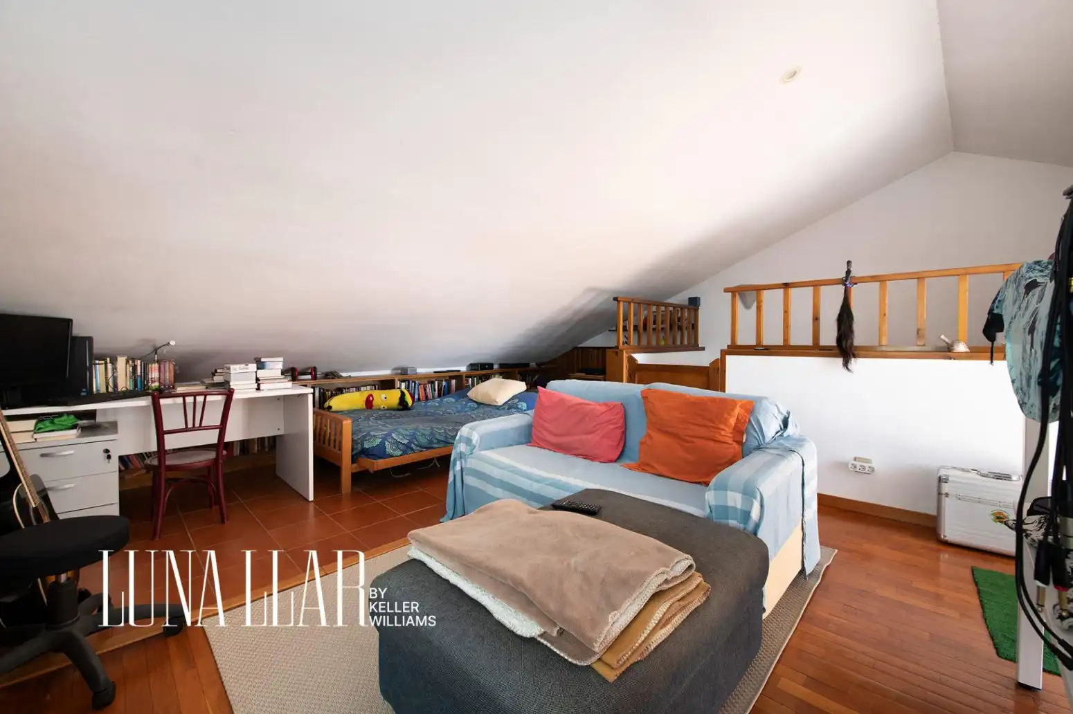 Bedroom of Detached homes for sale in Sant Joan Despí  with Heating and Parquet flooring