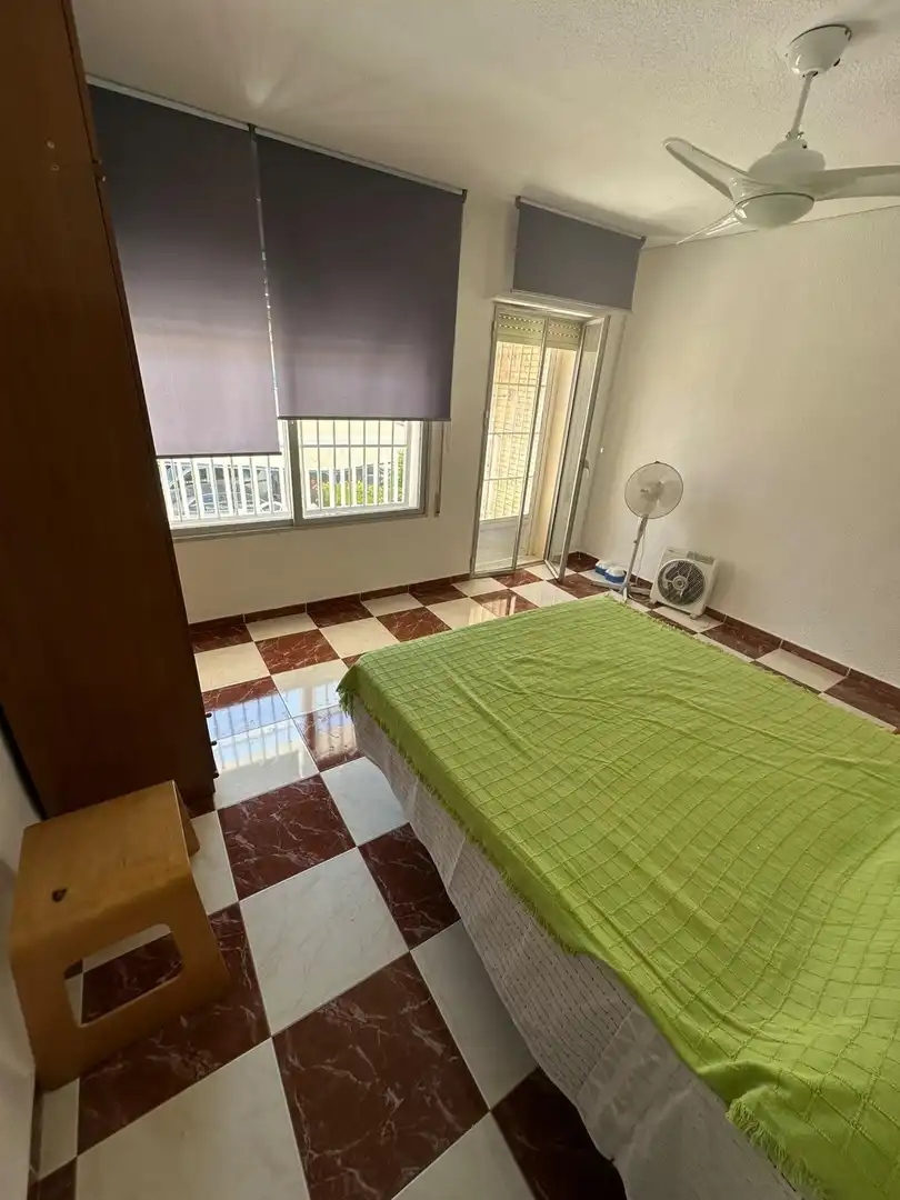 Habitación de Dúplex de alquiler en Cartagena con Calefacción, Terraza y Amueblado
