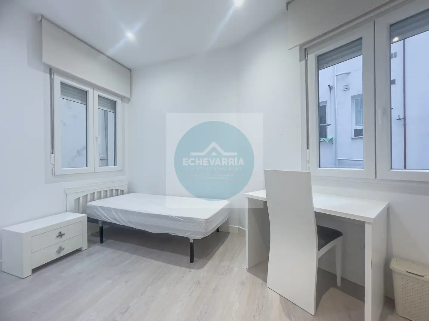 Bedroom of Flat for rent in Madrid  with Heating, Furnished and Oven