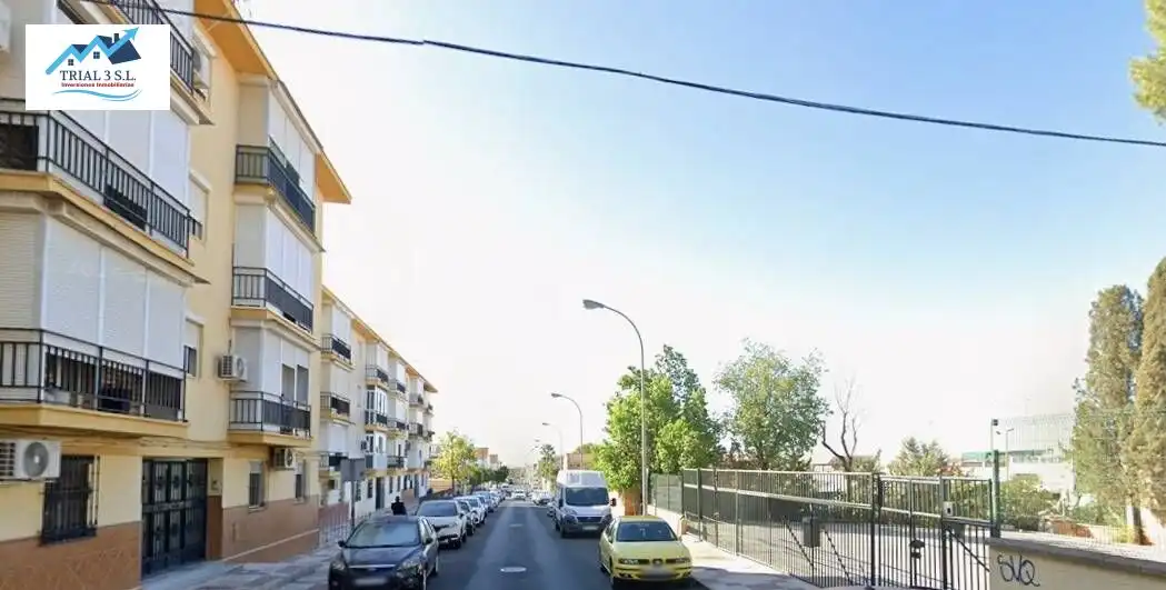 Pis en venda a Avenida CLAVELES (LOS)