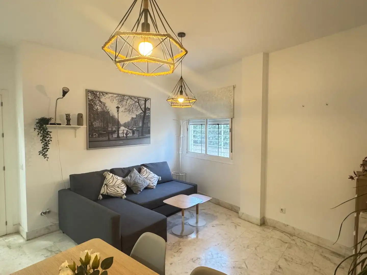 Sala d'estar de Planta baixa de lloguer en Alhaurín de la Torre amb Aire condicionat, Calefacció i Jardí privat