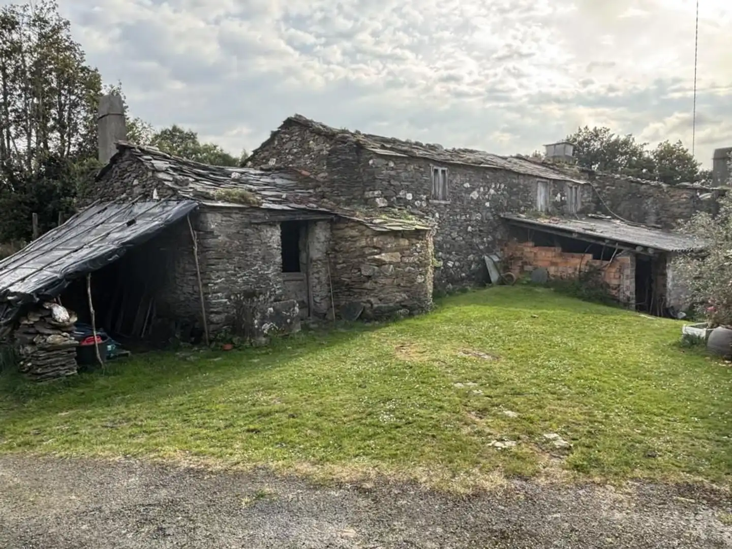 Casa rústica amb jardí en venda a Lugar Penaoseira 5, imagen 3