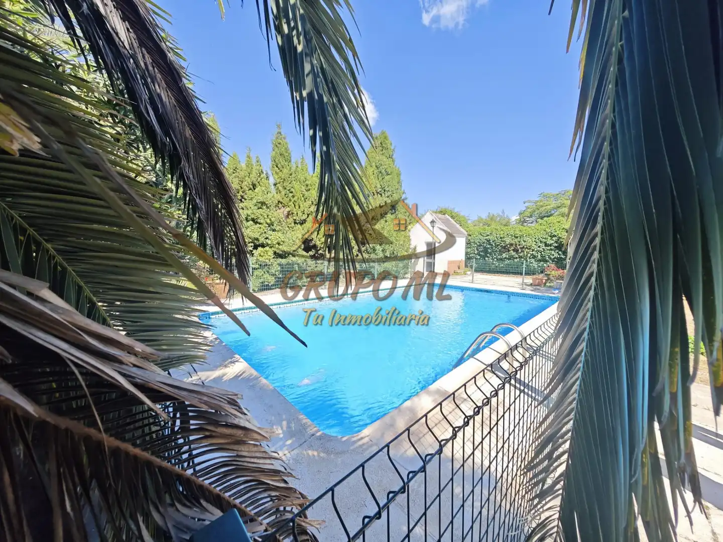 Schwimmbecken von Haus oder Chalet zum Verkauf in Torreperogil mit Klimaanlage, Heizung und Privatgarten