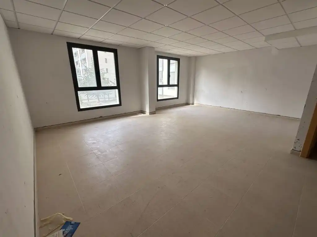 Oficina en venda en  Logroño
