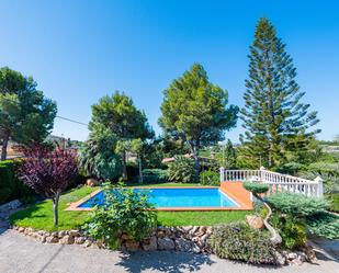 Jardí de Casa o xalet en venda en Venta del Moro amb Aire condicionat, Terrassa i Piscina