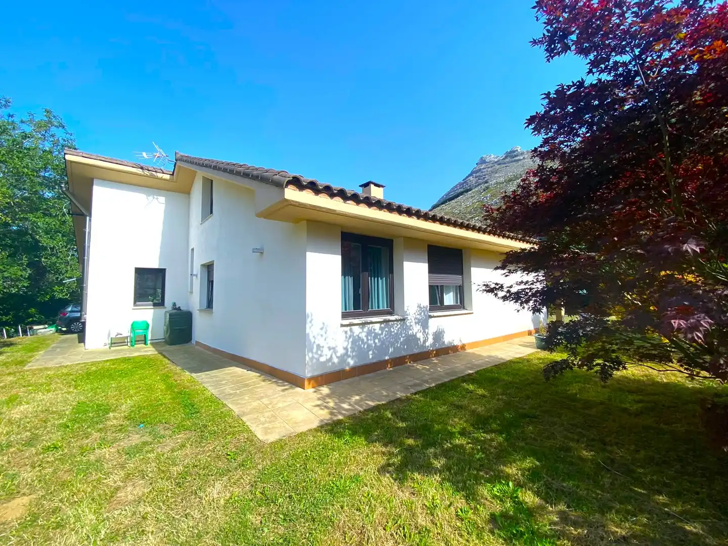 Exterior view of Houses for sale in Castro-Urdiales  with Heating, Private garden and Parquet flooring