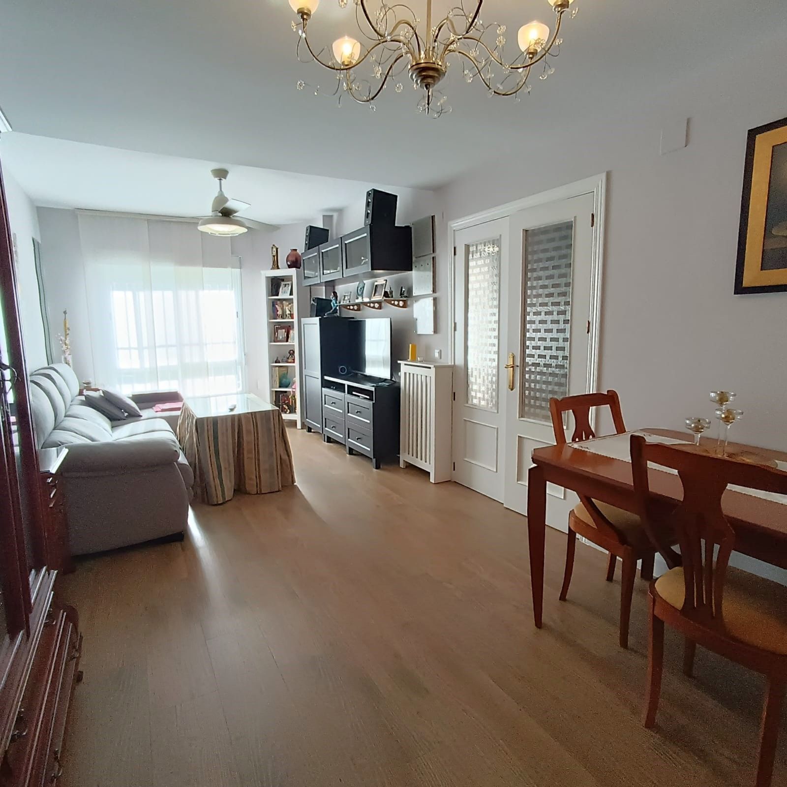 Sala de estar de Casa adosada en venta en Mérida con Aire acondicionado, Calefacción y Trastero