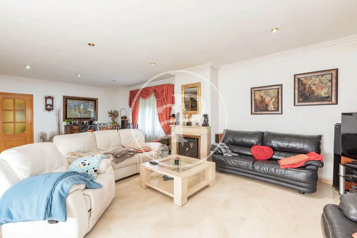 Exterior view of Houses for sale in Las Rozas de Madrid  with Air Conditioner, Heating and Private garden