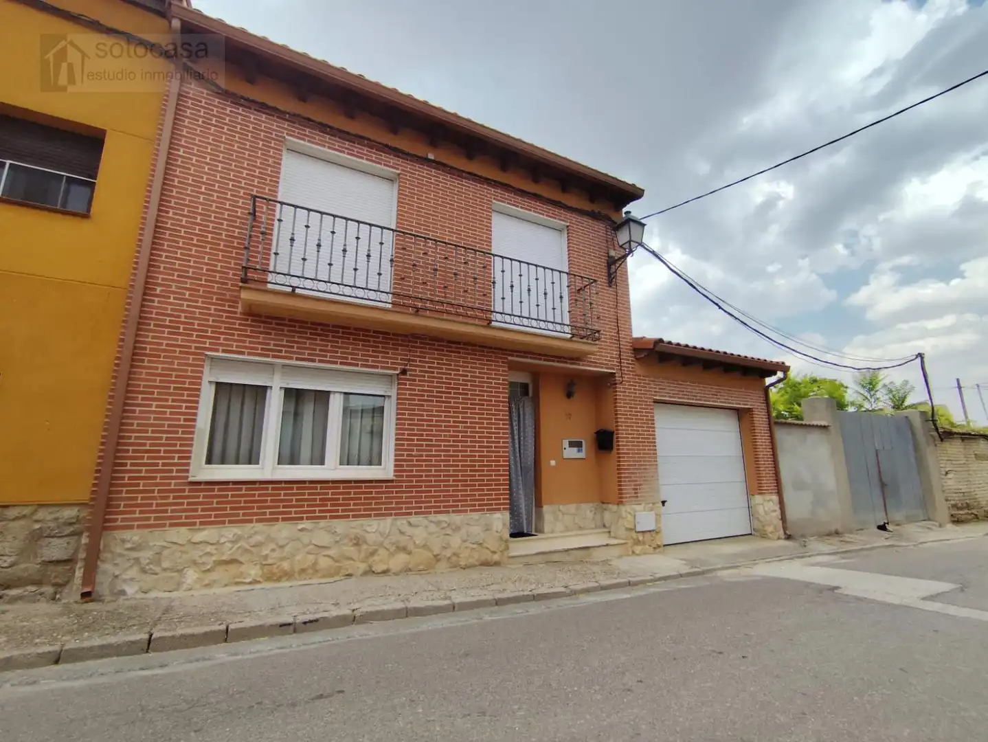 Exterior view of Detached homes for sale in Esguevillas de Esgueva  with Heating, Terrace and Furnished
