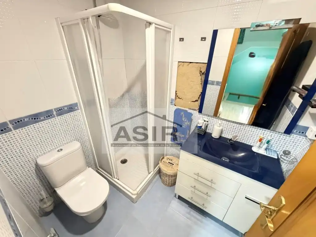 Bathroom of Houses for sale in Alzira  with Air Conditioner and Terrace