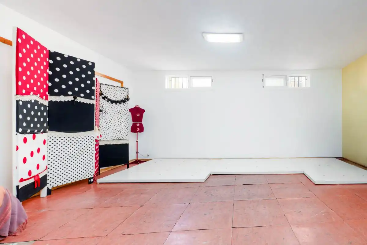 Casa adosada en venta en Espartinas con Calefacción y Amueblado