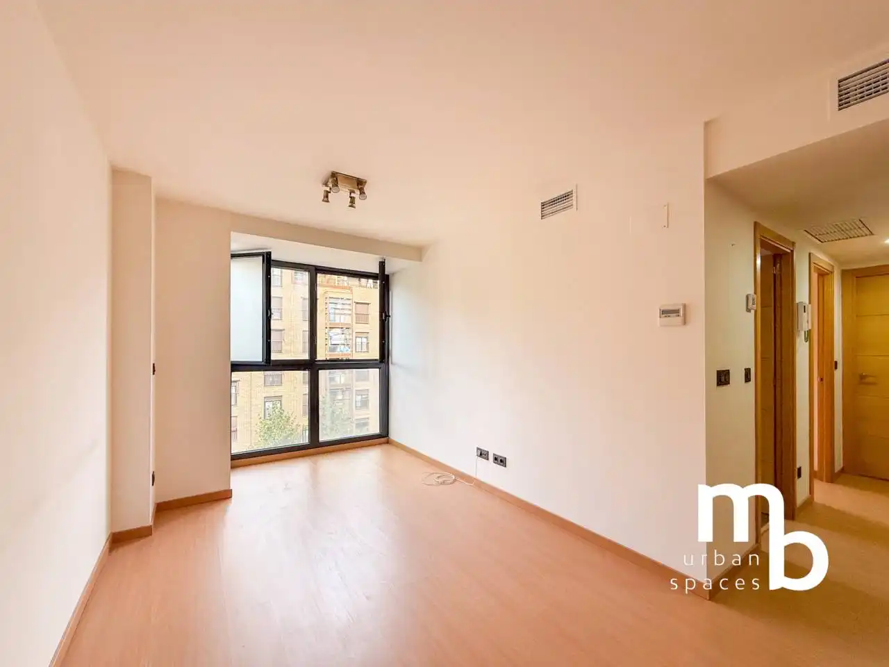 Balcony of Flat for rent in Madrid  with Air Conditioner, Heating and Swimming Pool