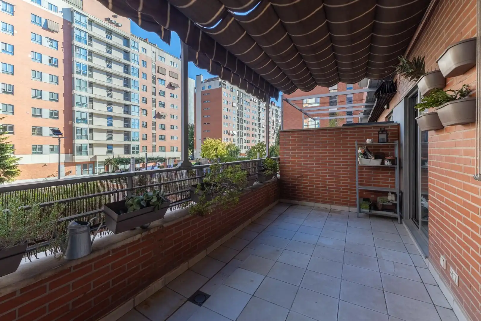 Terrassa de Pis de lloguer en Madrid amb Aire condicionat, Calefacció i Terrassa