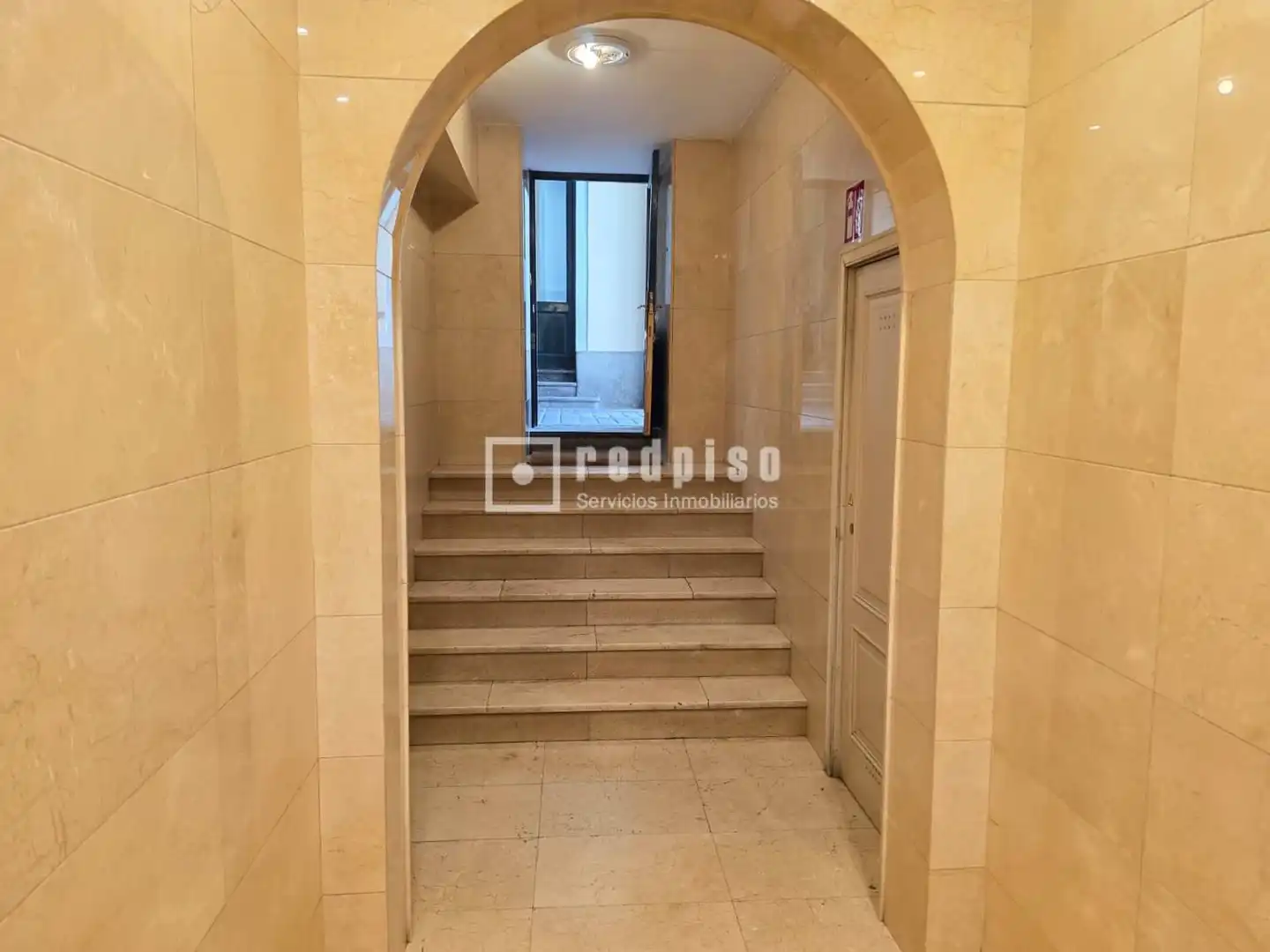 Local comercial en venta en del Pez, imagen 14