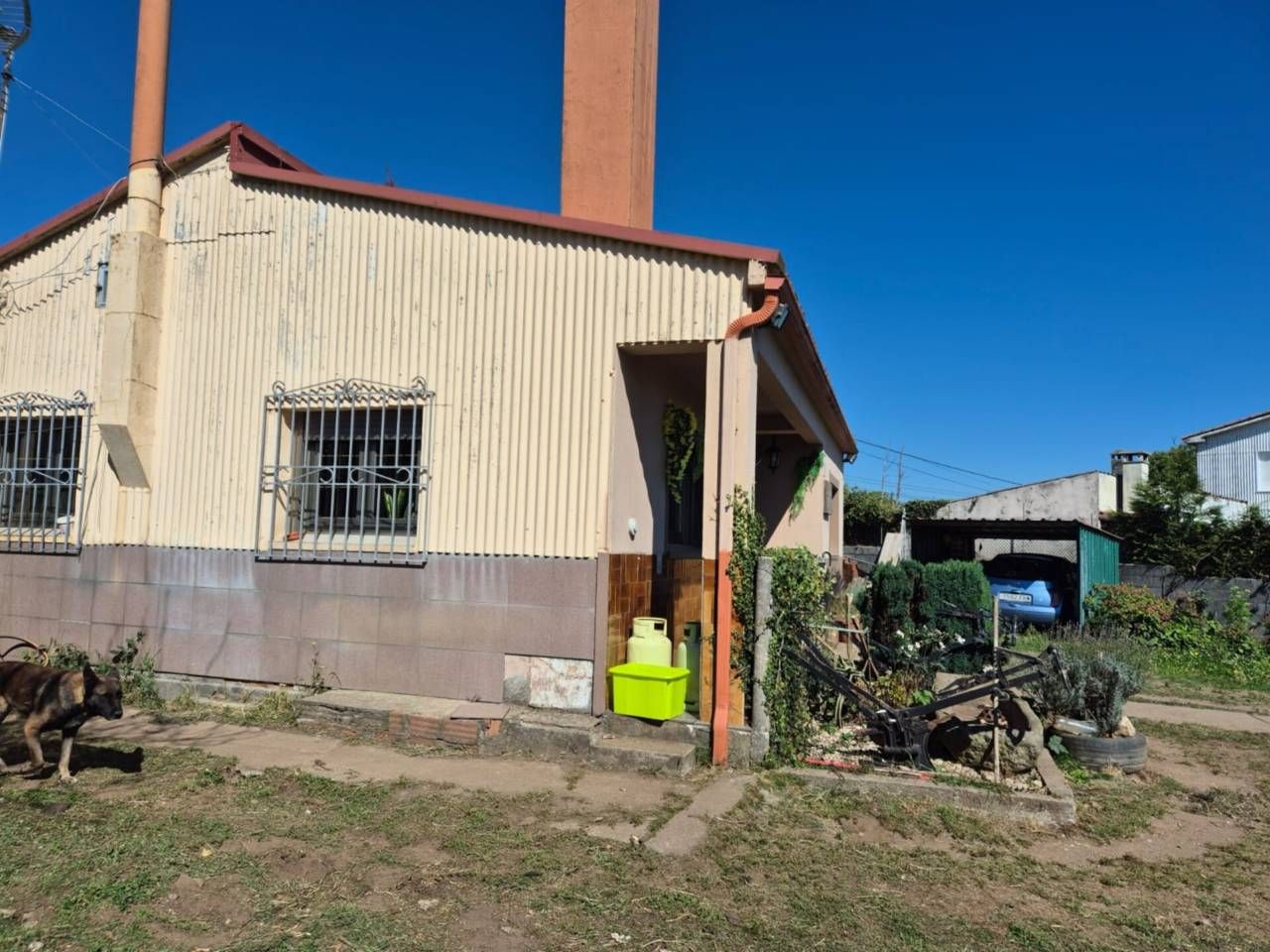 Vista exterior de Casa o xalet en venda en Vilasantar amb Calefacció i Jardí privat