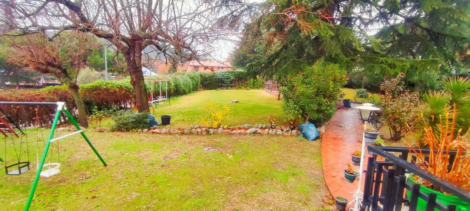 Haus oder Chalet zum Verkauf in Moralzarzal mit Heizung, Privatgarten und Terrasse