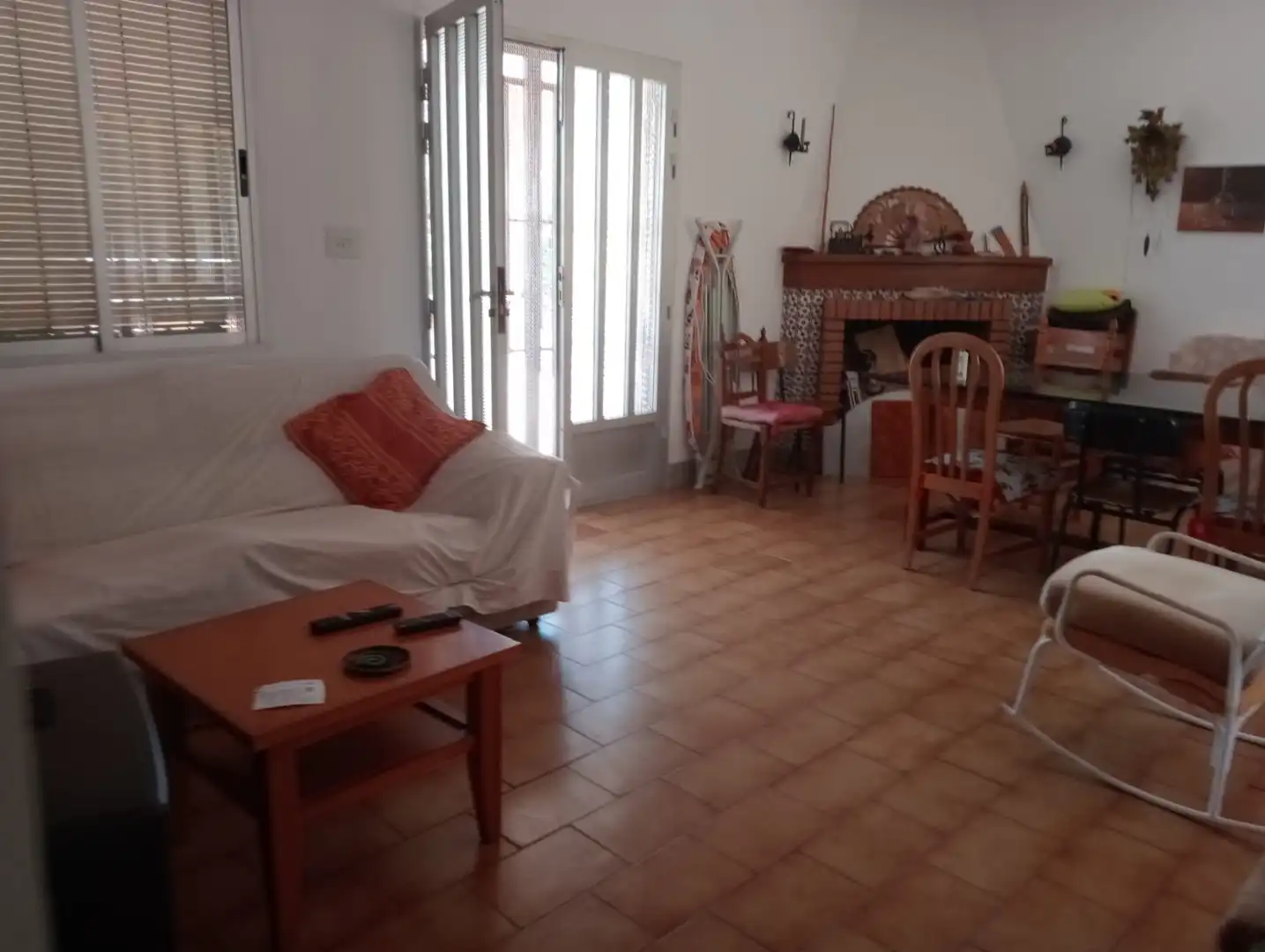 Sala de estar de Casa o chalet en venta en Albalat dels Tarongers con Jardín privado, Piscina y Amueblado