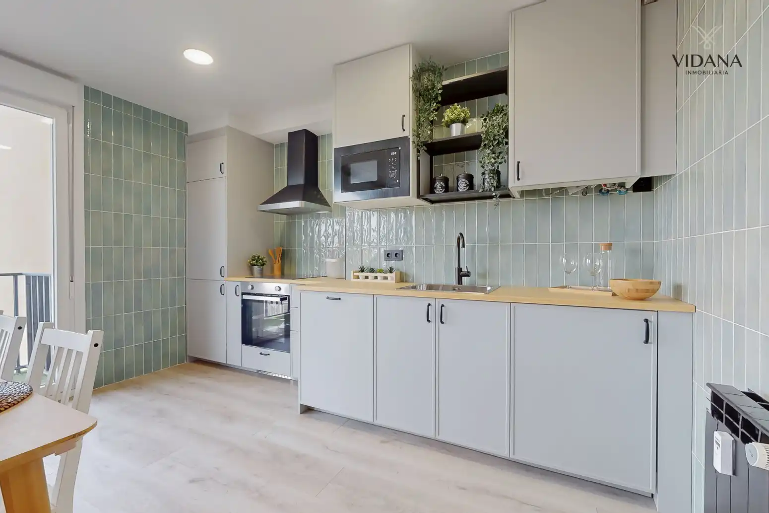 Cocina de Piso en venta en  Pamplona / Iruña con Calefacción, Parquet y Terraza