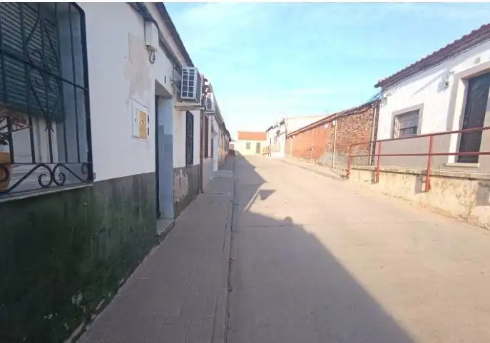 Vista exterior de Casa o xalet en venda en Puertollano