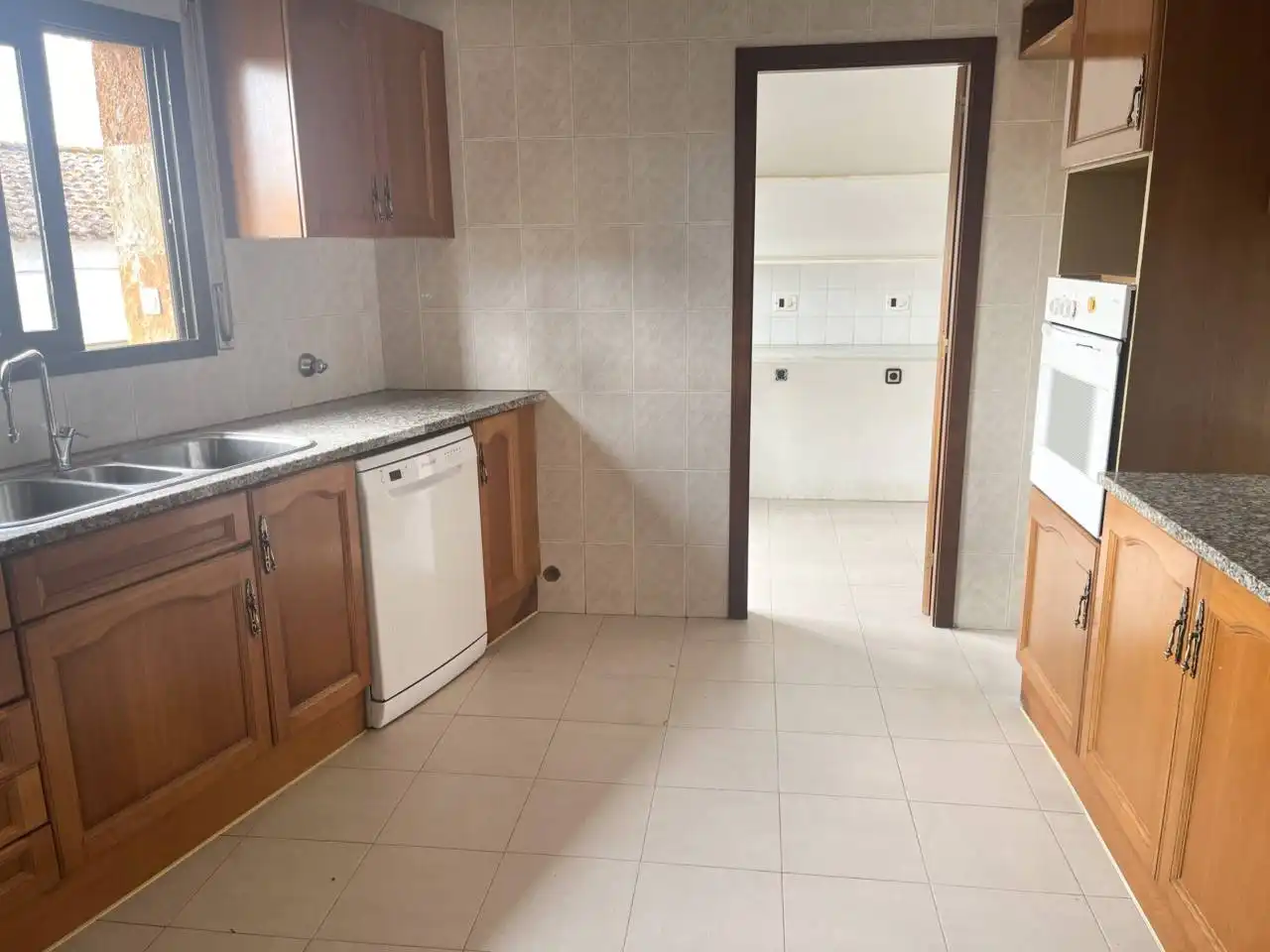 Cocina de Casa o chalet en venta en Castell d'Aro, Platja d'Aro i s'Agaró con Calefacción y Terraza