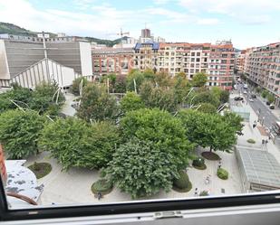 Exterior view of Flat to rent in Bilbao 