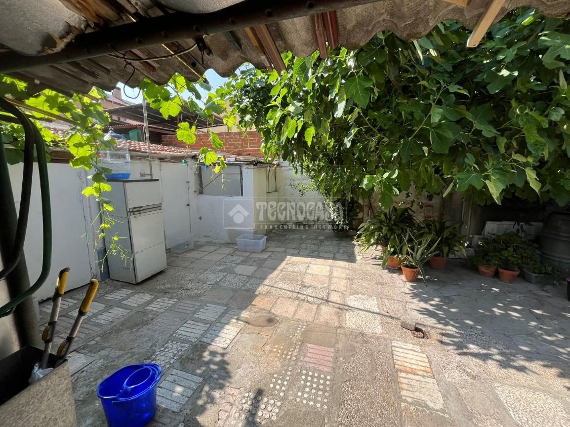Terrace of Single-family semi-detached for sale in Pinto