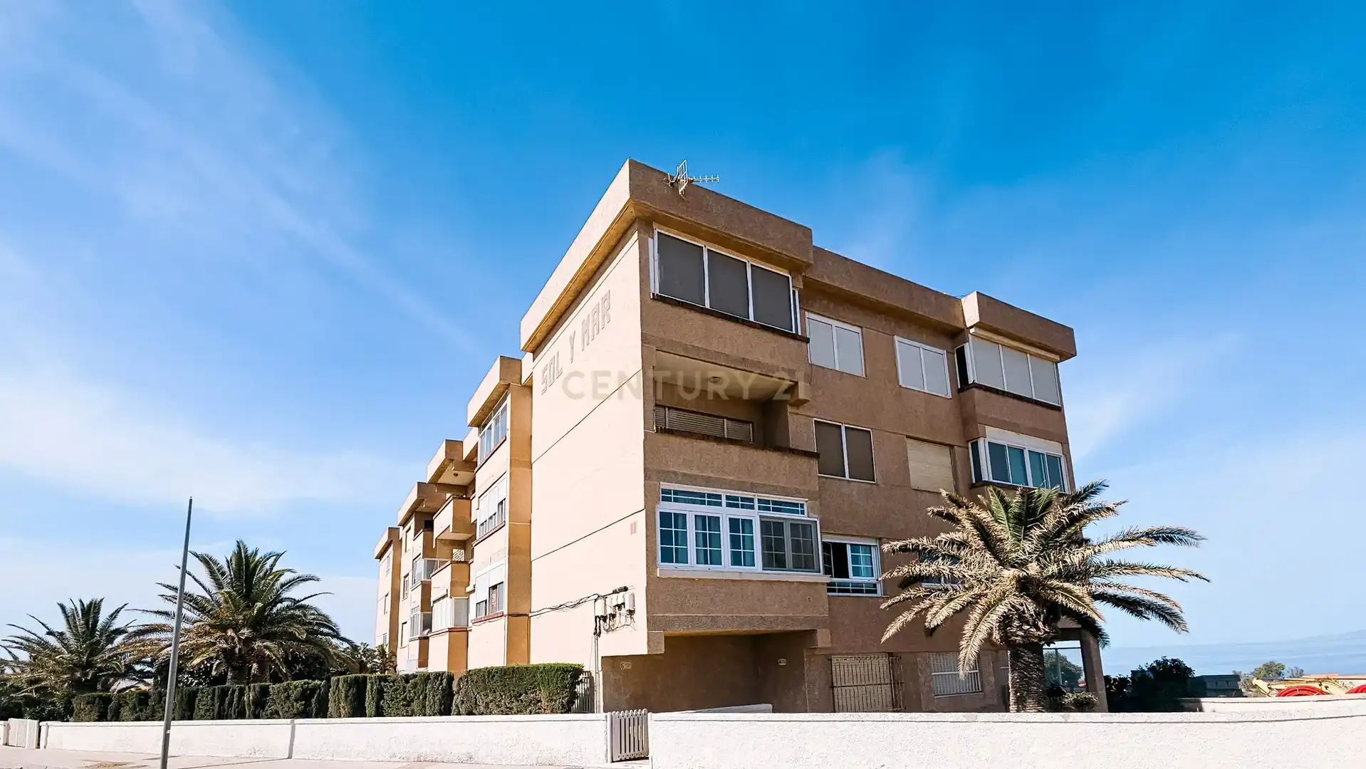 Vista exterior de Estudio en venta en El Ejido con Piscina comunitaria