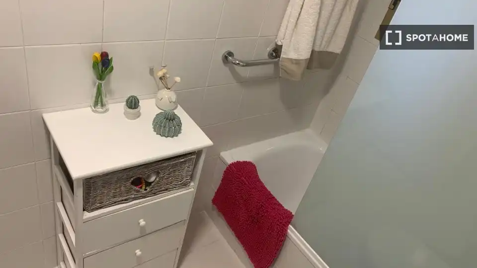 Bathroom of Flat for rent in Cullera  with Air Conditioner, Heating and Furnished