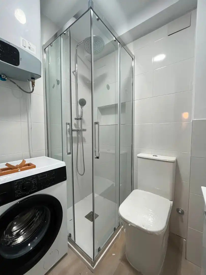 Study for rent in Calle Resbaladero Capuchinas, Centro Ciudad
