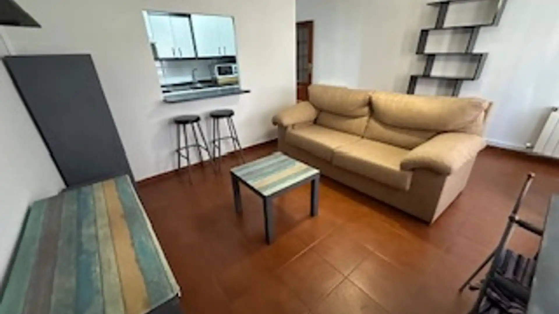 Sala de estar de Apartamento de alquiler en León Capital  con Calefacción, Parquet y Terraza